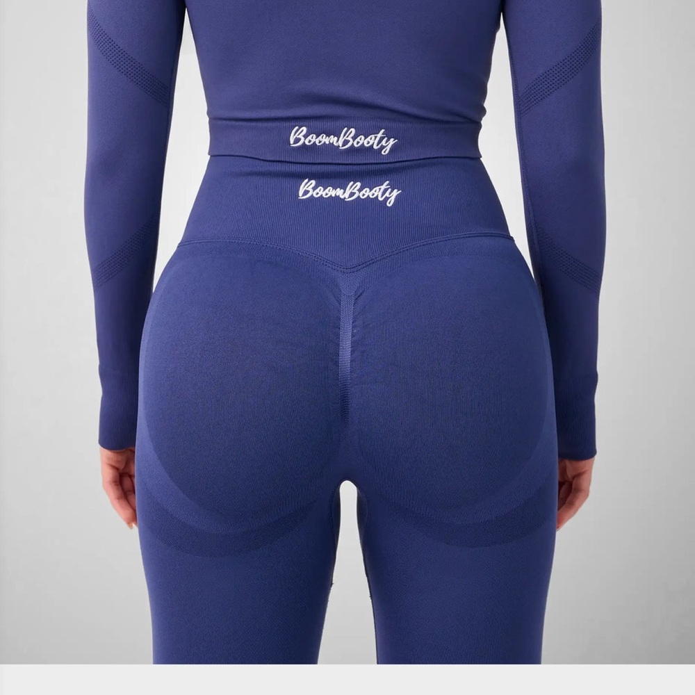Boom Booty seamless contour leggings size medium… BNWOT